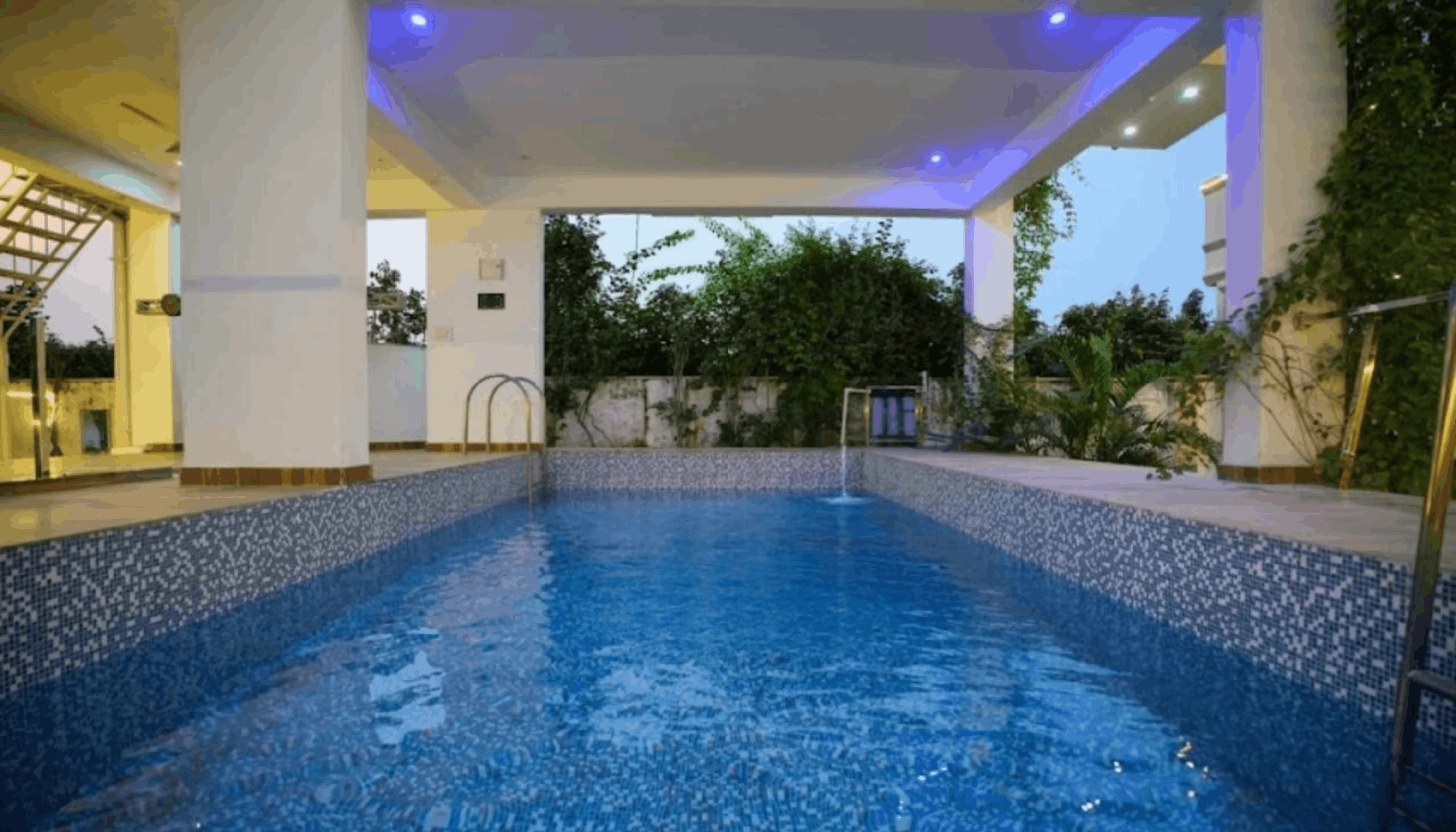 Private Pool